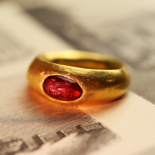 Roman Gold Ring with Sphinx